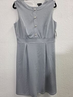 Kate & Lily Fit & Flare A-line Tailored Classic  Sleeveless Dress